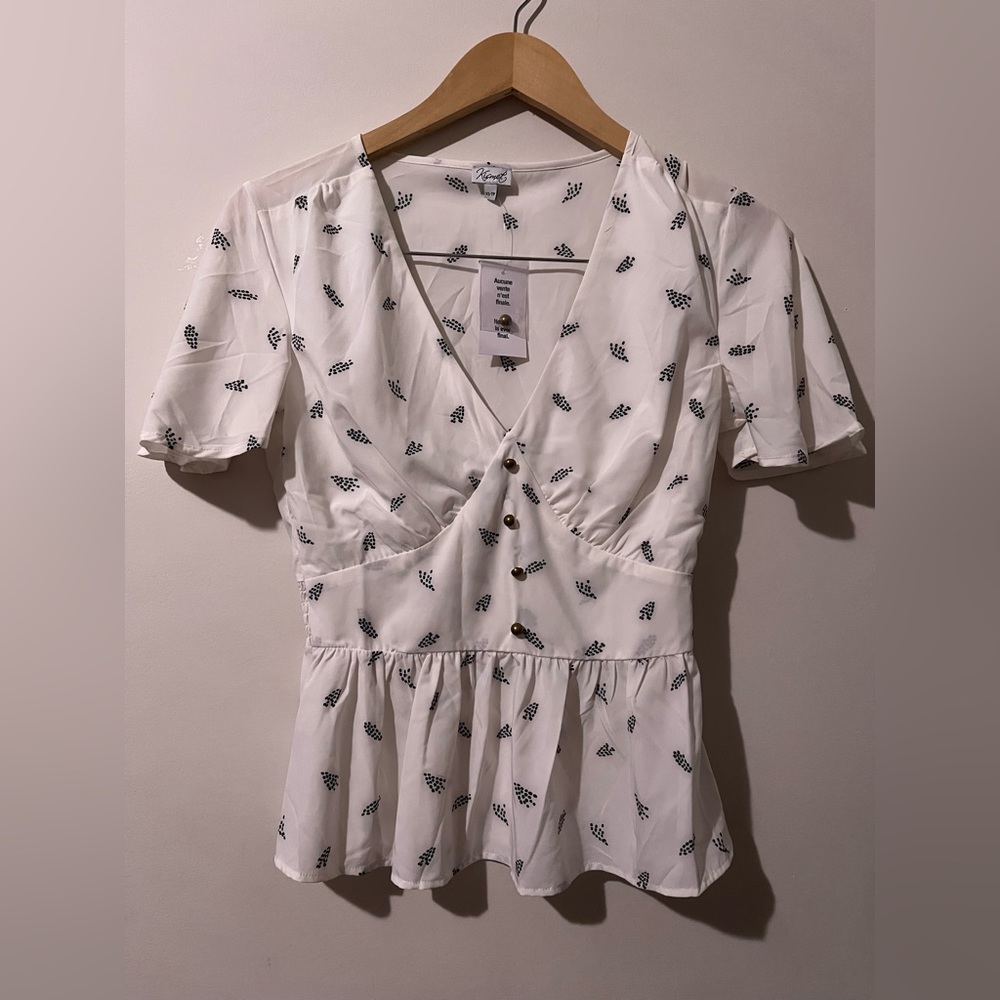 Short Sleeve Blouse with Buttons